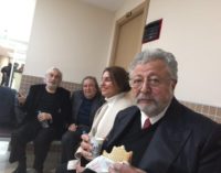 Atores veteranos turcos enfrentam prisão por insultarem Erdoğan