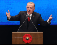 Último refúgio dos jornalistas da Turquia, mídias sociais na mira de Erdogan