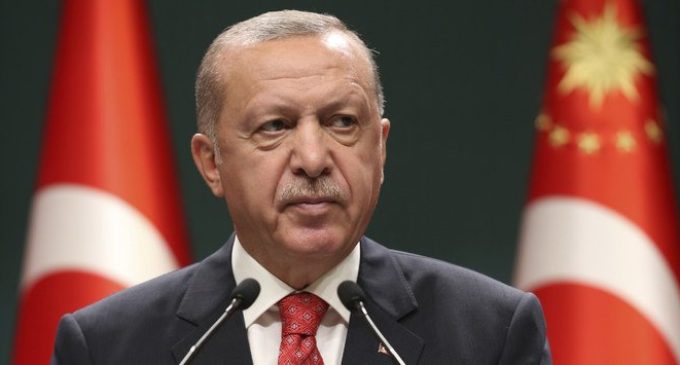 Turquia à beira da recessão com o colapso da economia