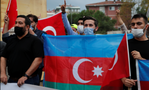 Turquia envia combatentes sírios para o Azerbaijão