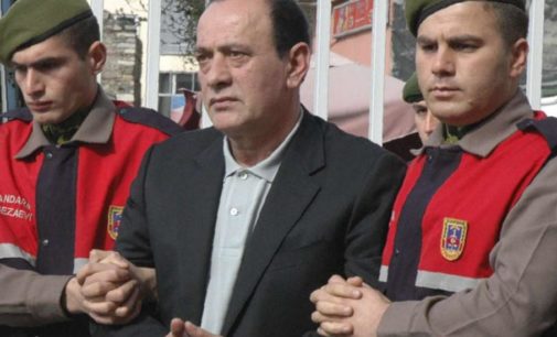 Polícia turca prende cidadão por insultar o chefe da máfia