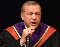 Universidade se recusa a divulgar informações sobre diploma questionável de Erdoğan