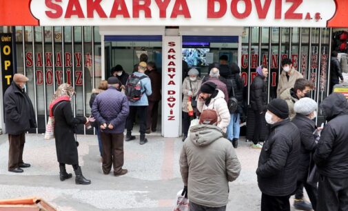 Custos de empréstimos da Turquia decolam à medida que crise entra em nova fase