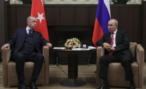Turquia pode perder muito no impasse Rússia-Ucrânia