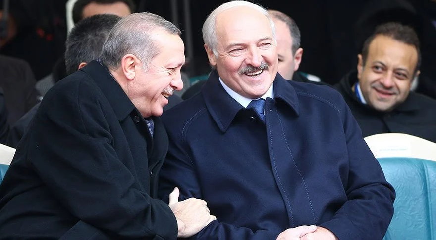 erdogan-aprova-acordo-investimento-belarus-meio-sancoes-internacionais-minsk-ajudar-russia-bielorussia-ucrania-putin