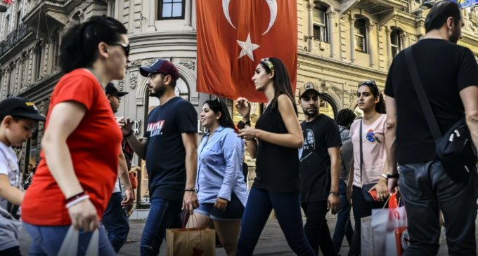 Turquia celebra Dia da Juventude em meio ao desemprego juvenil generalizado 