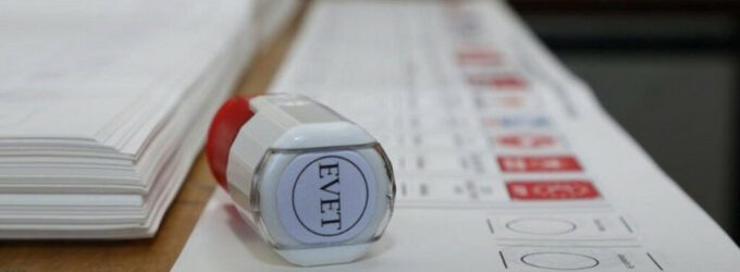Alterações à lei eleitoral da Turquia poderiam minar a credibilidade do processo eleitoral, disse Comissão de Veneza 