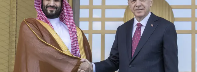 Príncipe herdeiro saudita visita a Turquia para descongelar as relações após o assassinato de Khashoggi 