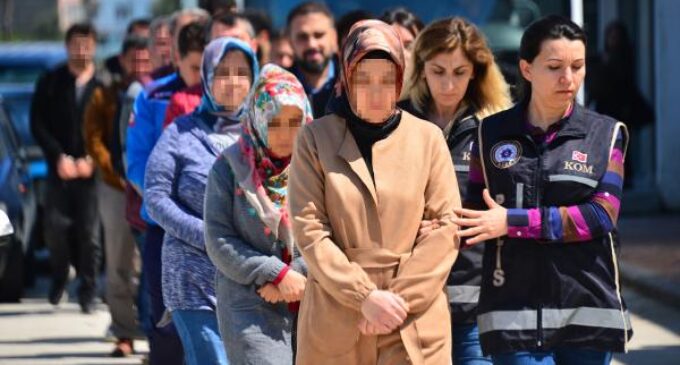 332.000 pessoas foram detidas como parte da caça às bruxas de Erdoğan desde 2016