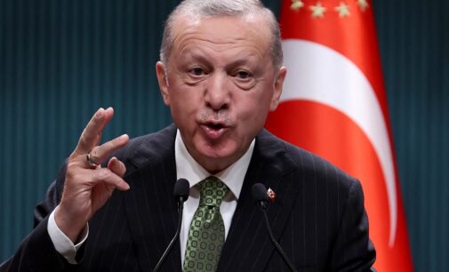 Alta inflação é “continuação de 15 de julho”, Erdoğan diz em mensagem no 6º aniversário do golpe fracassado