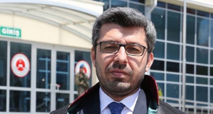 Membro de quadrilha expõe longo braço de Erdoğan no judiciário, suas declarações são apagadas dos registros do tribunal