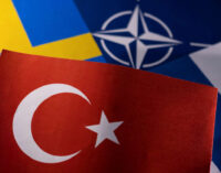 Turquia, Finlândia, Suécia discutem preocupações de segurança, devem continuar a se reunir durante o outono