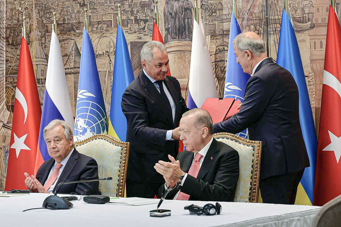 zelensky-ucrania-recebe-chefe-onu-lider-turquia
