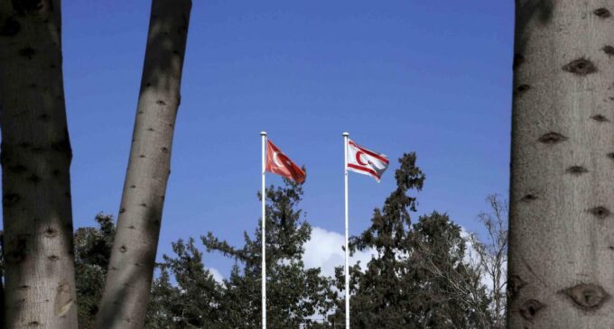 Turquia reforçará presença militar no norte de Chipre enquanto os EUA levantam embargo de armas 