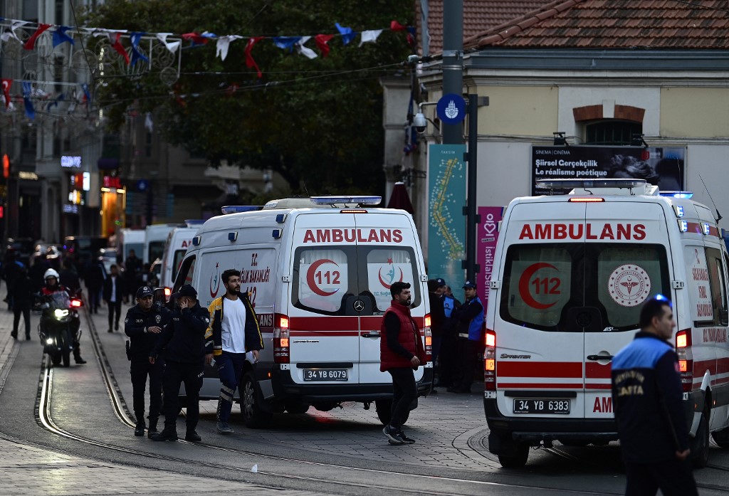 6-mortos-dezenas-feridos-explosao-centro-istambul