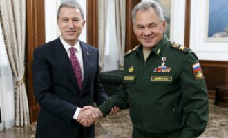 Turquia em conversações com a Rússia para operações militares de pequena escala no norte da Síria