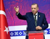 Erdogan da Turquia elimina requisito de idade de aposentadoria para milhões