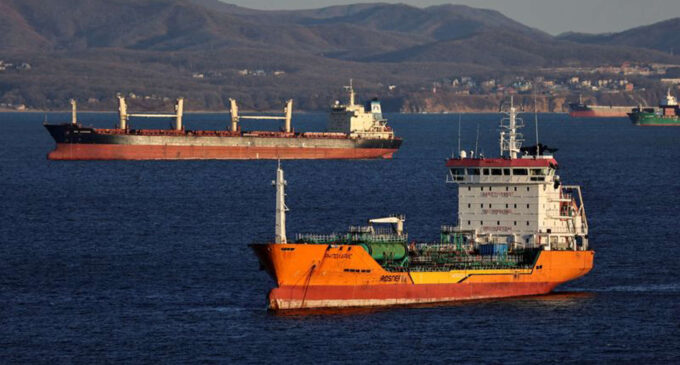 Navios petroleiros russos em fila de espera nos estreitos turcos enfrentam mais atrasos