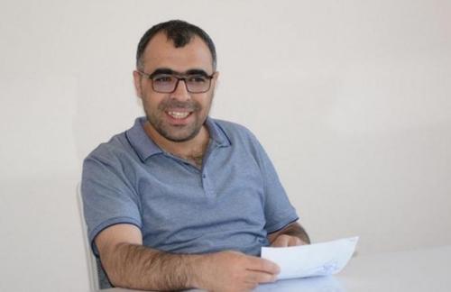 sinan-aygul-tribunal-turco-libera-jornalista-detido-lei-desinformacao-