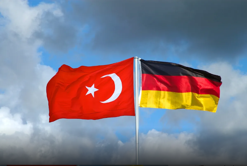 empresas-alemas-devem-acabar-comercio-fornecedores-turcos-violem-direitos-humanos