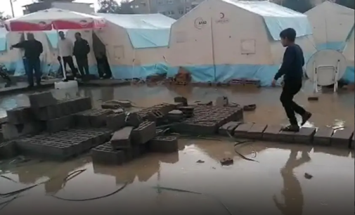 Inundações agravam sofrimento dos sobreviventes do terremoto da Turquia, matando 14
