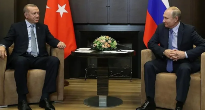 Na véspera das eleições, Erdoğan convida Putin para uma visita. O que aguarda a Turquia?